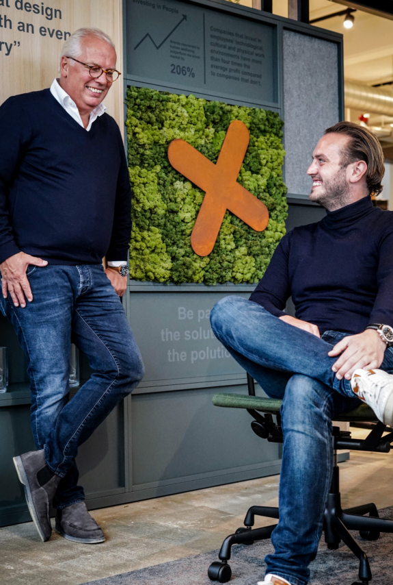 Robbert Starre en Wesley Bosma - Directiewisseling