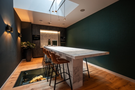 design & build furniture label